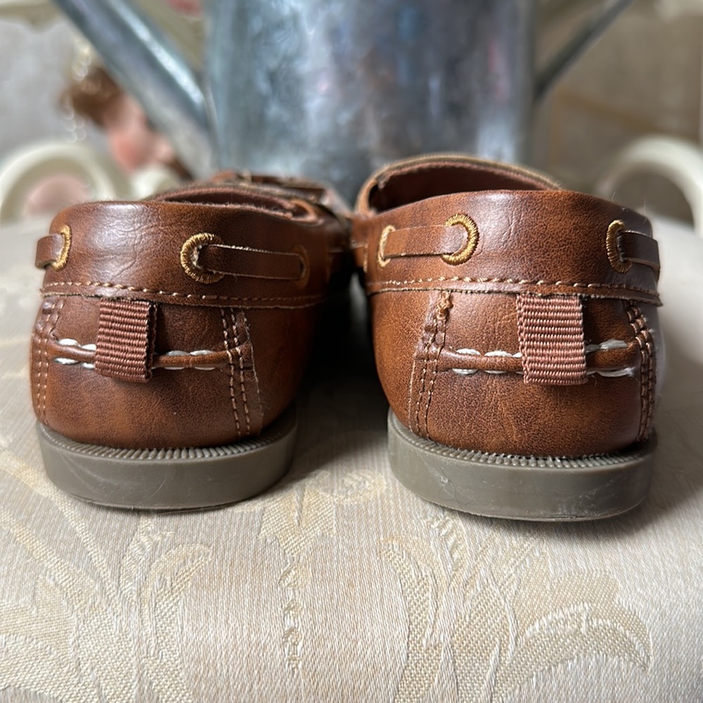 CARTERS YOUNG BOYS LEATHER LOAFERS SIZE 10 - Picture 8 of 11